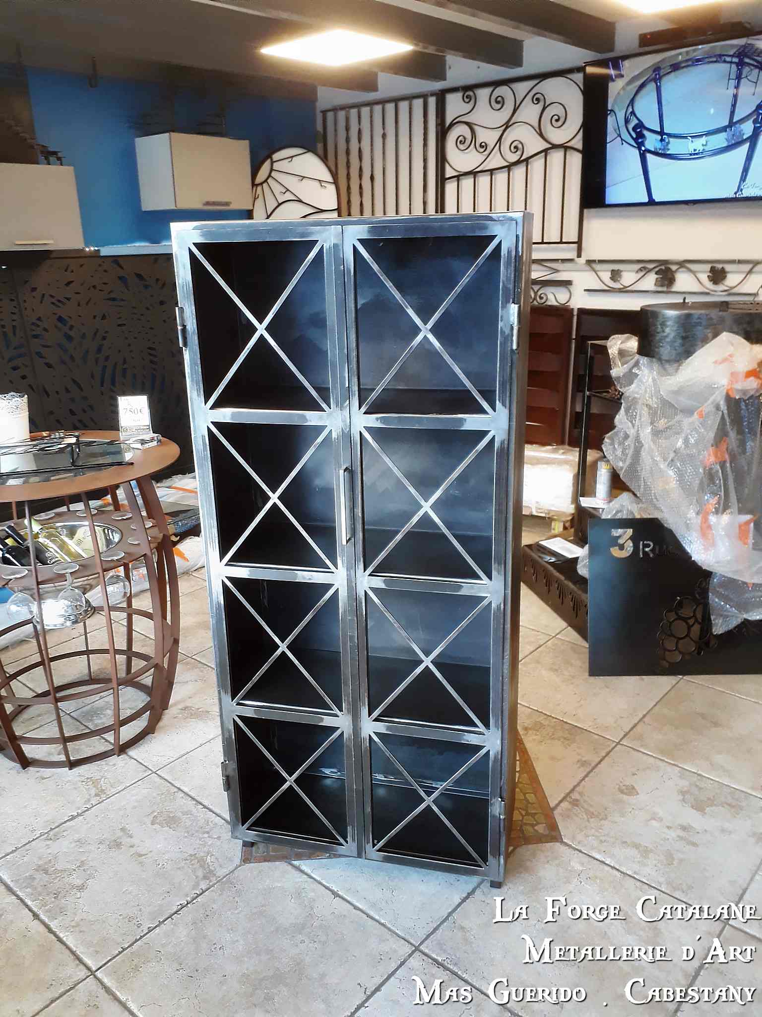 Meuble fer style industriel forge catalane.jpg